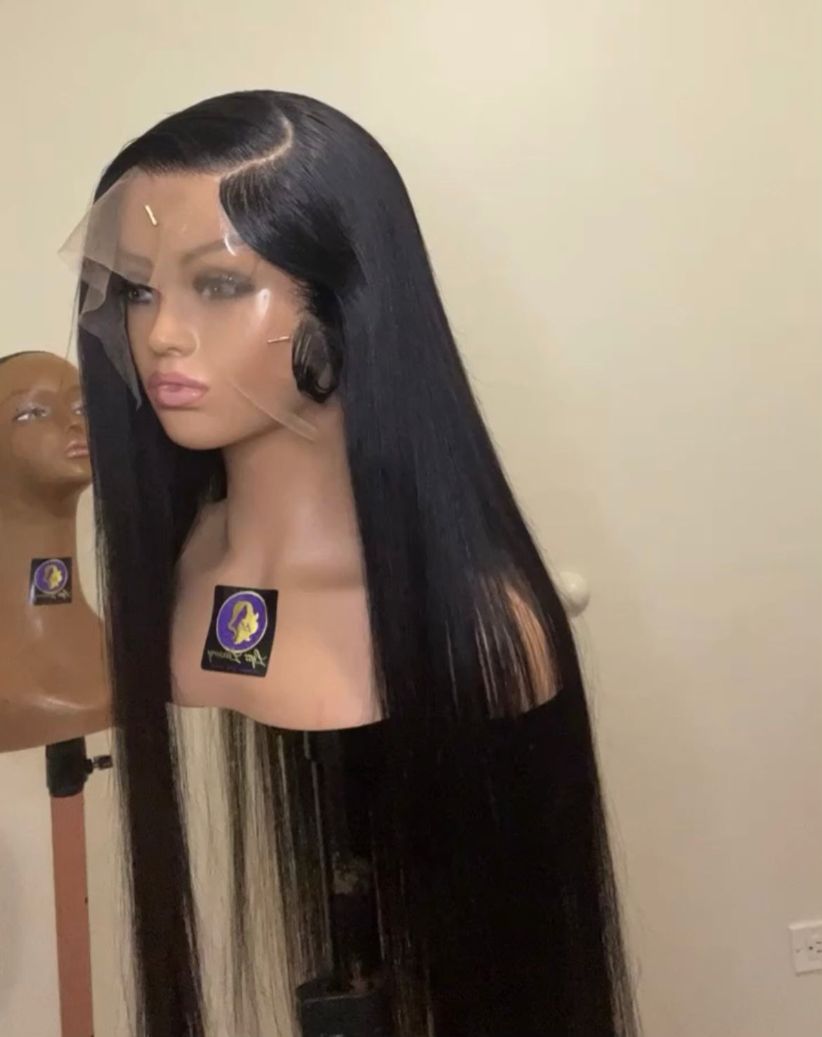 32” HD 13x4 frontal Wig